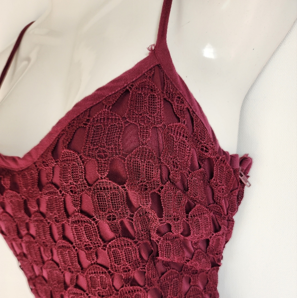 Hot Topic Skull Lace Maroon Dress - Picture 6 of 7